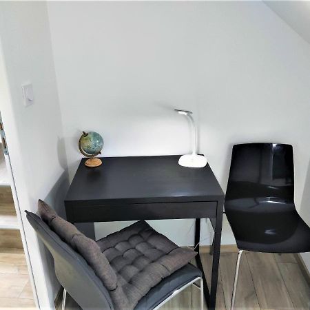 Appartement T3 "Yuca" Hyper Centre D'Ernée エクステリア 写真